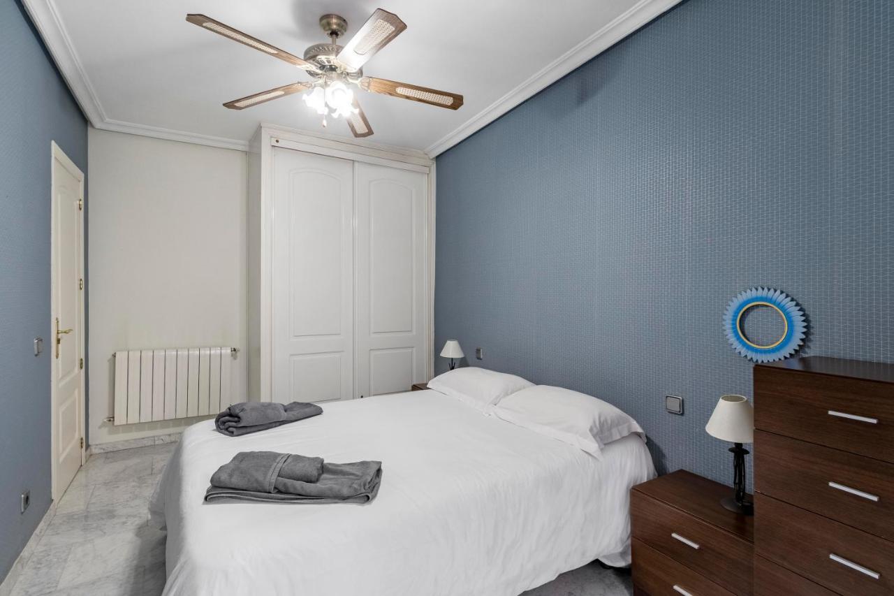 Plaza Sant' Ana, Casco Historico Apartment Madrid Luaran gambar